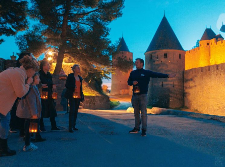 Visite nocturne aux lanternes carcassonne2